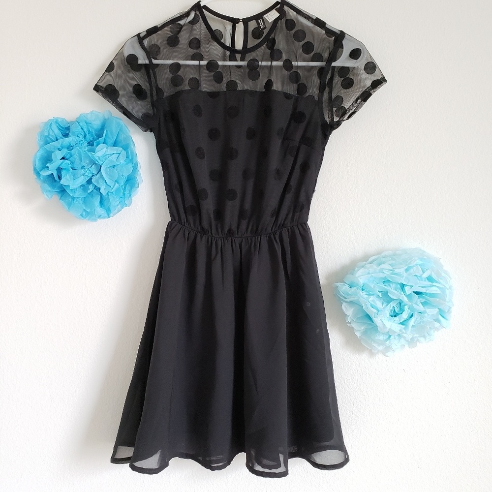 H&M Divided | Black Dress with Cap Sleeves - Size2